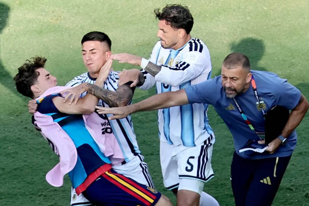 بعد نهائي مونديال 2026.. فيفا تفتح عاصفة تأديبية في حق الأرجنتين